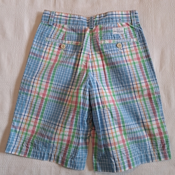 Vineyard Vines boys size 10 plaid shorts, VGUC - Picture 4 of 5